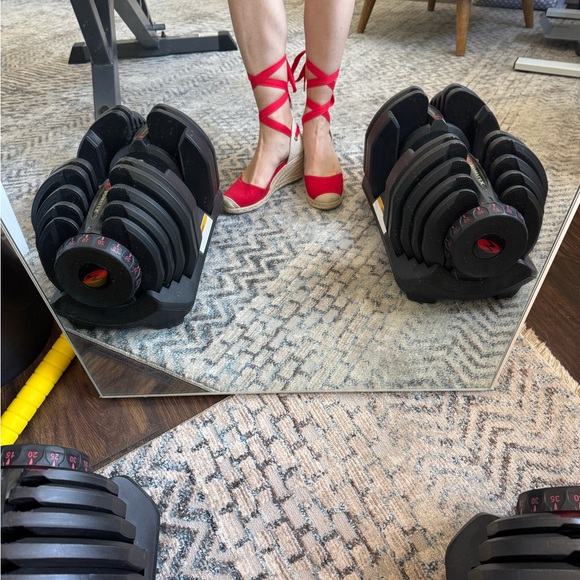 Red wedges lace up - like new size 6 - Picture 7 of 12